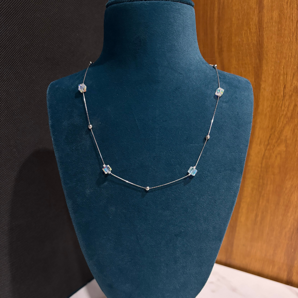 Square Stone Women Dokiya