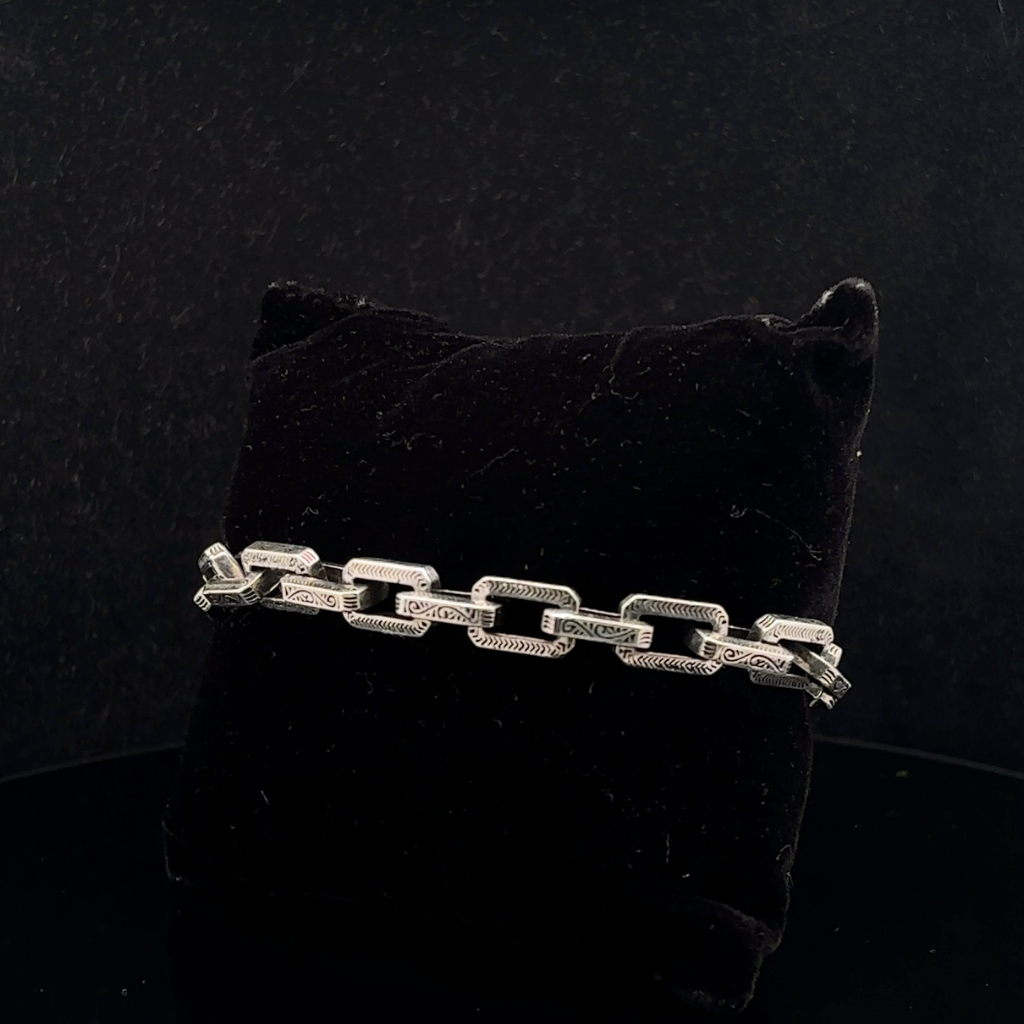 Silver Man's Engraved Link Bracelet